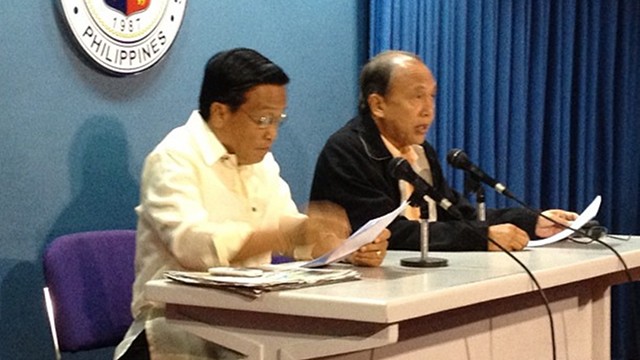 Quezon Rep. Danilo Suarez (right) leads fellow minority solons in withdrawing support for RH bill (FILE PHOTO)