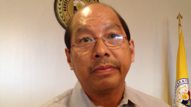 MANILA, Philippines - Budget Secretary Florencio Abad said the department can facilitate the early release of the Priority Development Assistance Fund ... - 08082012-Butch-Abad