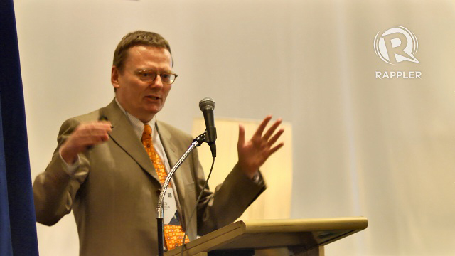 INCLUSIVE INSTITUTIONS. World renowned economist James Robinson stresses that the Philippines must build stronger institutions. Photo by Franz Lopez.