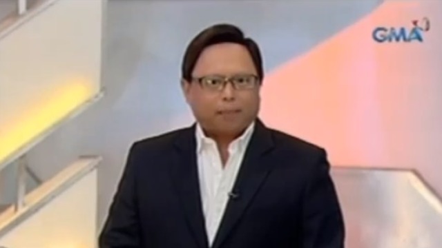 'PAG-UNAWA'. Arnold Clavio asks for understanding regarding his interview with Napoles lawyer Villamor. Screen grab from 'Unang Hirit'