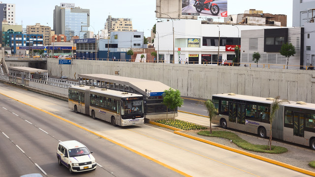 EFFICIENT TRANSPORT. This bus rapid transit system in Peru shows how road-sharing can work in urban areas