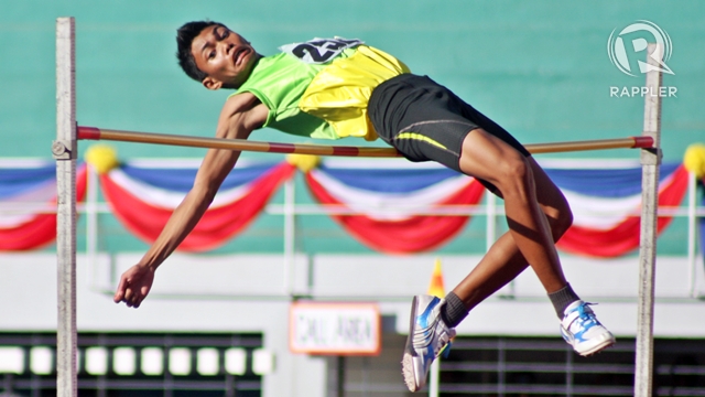 Filipino athletes soar to new heights at Palarong Pambansa. Photo by Kevin dela Cruz/Rappler