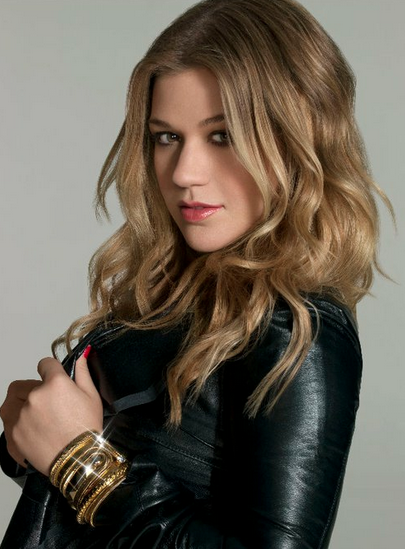 Kelly Clarkson. Photo courtesy of Clarkson's official page on Facebook.