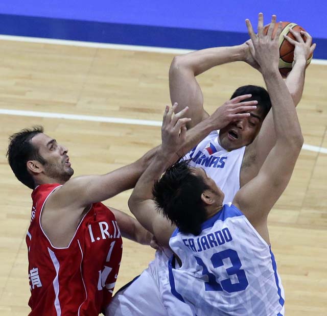 DENIED. Iran downs Gilas for the fourth straight time. File photo by Nuki Sabio