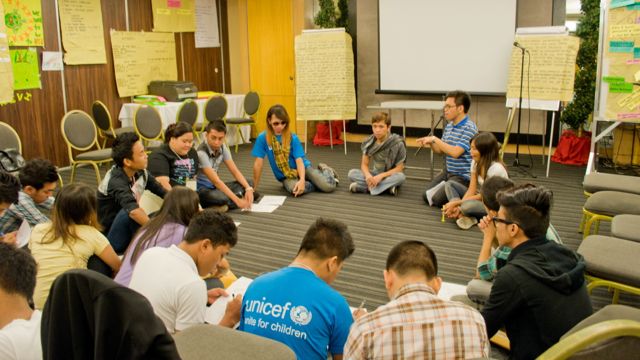 TRAINING WORKSHOPS. Youth leaders discuss concrete steps to promote HIV awareness in their communities. Photo by Katerina Francisco