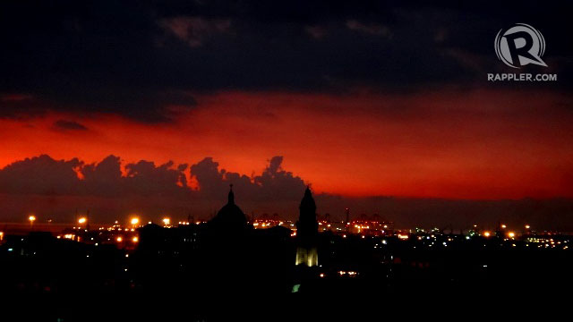 LIKE FIERY LOVE. Manila’s skyline as viewed from Bayleaf Hotel’s rooftop