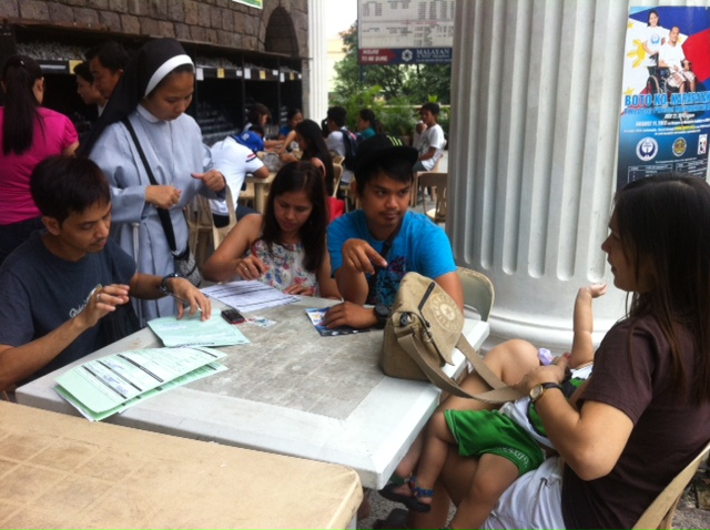 EXPRESS LANE. Persons with disabilities (PWDS) are given priority when they register. Photo by Voltaire Tupaz