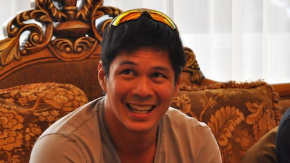 Also spotted in Tawi-Tawi during the fliming of "Thy Womb" is actor-turned-producer and director, Raymart Santiago. (Photo from Vice-Gov Ruby Sahali)