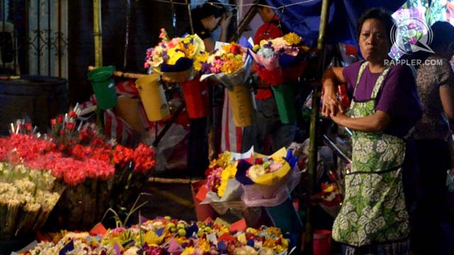 MANY OPTIONS. There are makeshift stalls, warehouses, and a chain of suppliers