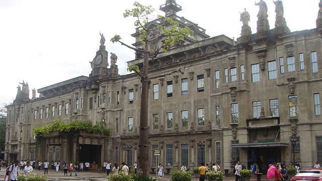 ROAD CLOSED. MMDA closes to traffic to traffic the westbound of España Street from Lacson Street to P. Noval Street on the remaining Sundays of the month.. File photo of the UST Main Building by Ramon FVelasquez/Wikimedia