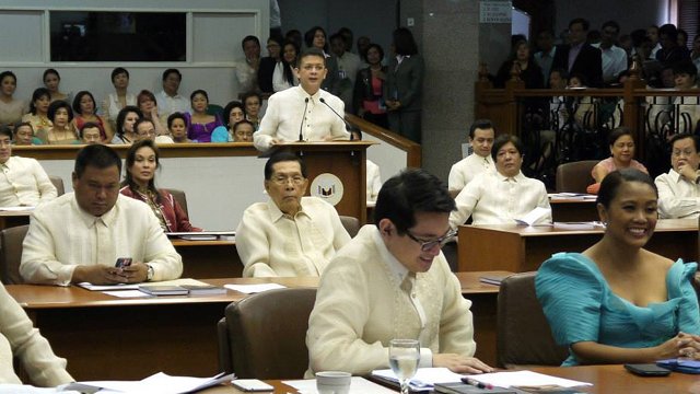 ONE DAY. Senate Finance committee chair Francis Escudero says they are doing pre-bicameral meetings to speed up the bicameral conference on December 9. File photo from Escudero's Facebook page. Photo by Alex Nueva Espana