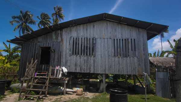 FAILED DREAMS. Ernesto Sambas rarely left his home after grudgingly leaving the military. Photo by Karlos Manlupig