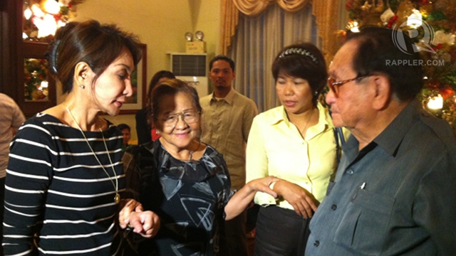 STAYING THE NIGHT. Suspended Cebu Gov Gwen Garcia with her parents as she remained in the provincial capitol. Her father Cebu 2nd district Rep Pablo Garcia told her, "Stay strong." 