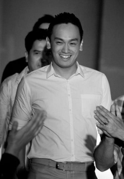 Designer Jian Lasala. Photo from his Facebook page