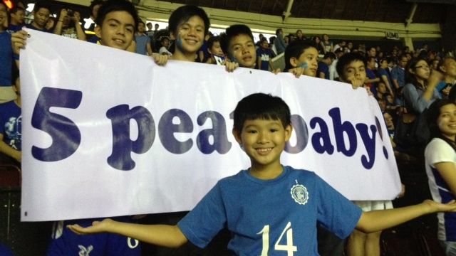 THE ARTIST. Sebby Desuasido (foreground) with his classmates at the Ateneo Blue Eagles UAAP championship game. Photo from Georginna Desuasido