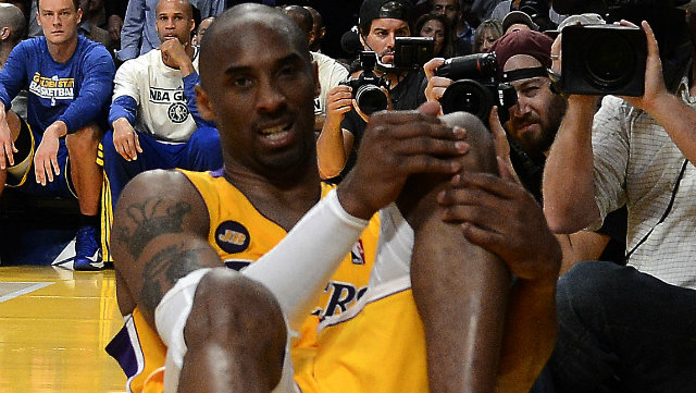 COMEBACK KID. Lakers star Kobe Bryant will look to prove he is still a force to reckon with in the NBA. File photo by Michael Nelson/EPA