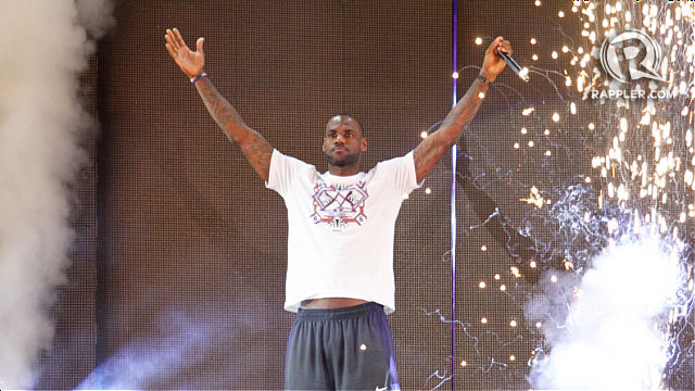 THE KING RETURNS. LeBron James, seen here during his first visit in 2013, is set to come back to the Philippines for Nike Rise. File Photo by Josh Albelda/Rappler