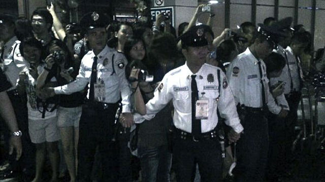 TWEETED BY @WILBROSLIVE: Fans still went to the airport to bid Lee Min Ho goodbye — for now
