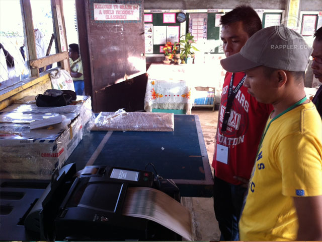 IN MAGUINDANAO. Mock polls are held in different parts of the country, including Maguindanao. Photo by Ferdinandh Cabrera