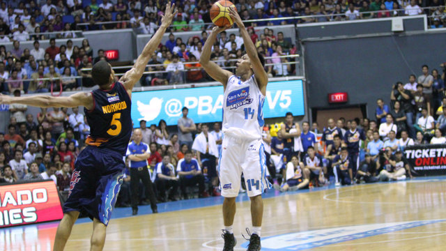 Mark Barroca shoots a jumper over an outstretched Gabe Norwood in Game 6. Photo by PBA Images