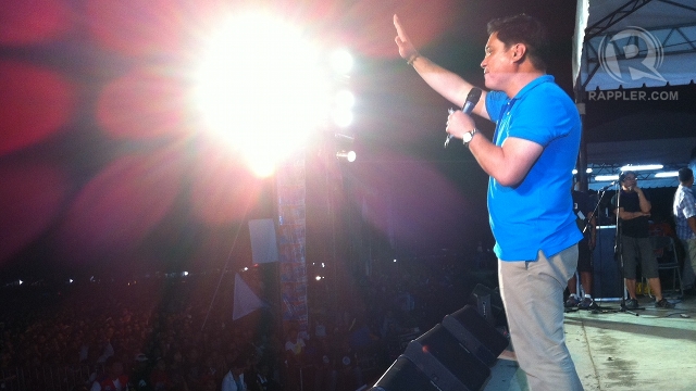 HOME COURT. Resigned Sen Juan Miguel Zubiri asks Bukidnon residents to support UNA, saying the slate will help push for better health services. Photo by Ayee Macaraig. 