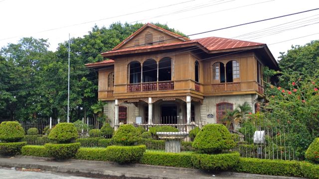 DON'T BE AFRAID TO get lost in Silay. There’s history in every corner – like the Balay Negrense Museum.