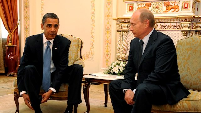 WARNING. President Barack Obama told President Vladimir Putin that Russia had violated international law with its incursion into Ukraine. EPA/Shawn Thew