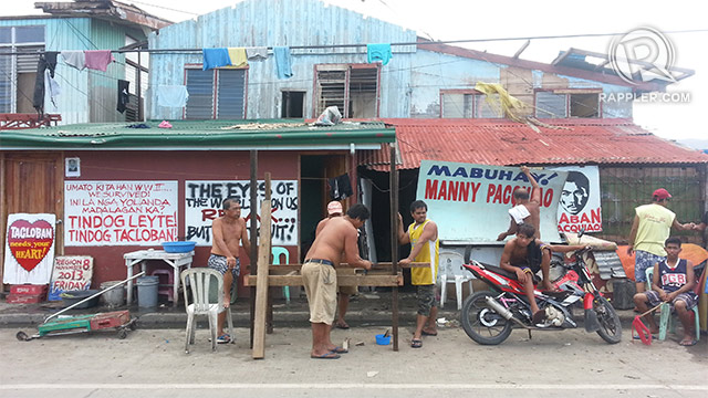 SLEEPING IN A TENT. Boxing champ Manny Pacquiao will sleep in a tent on Saturday night, November 30, in Guiuan, Eastern Samar. File photo by Patricia Evangelista/Rappler