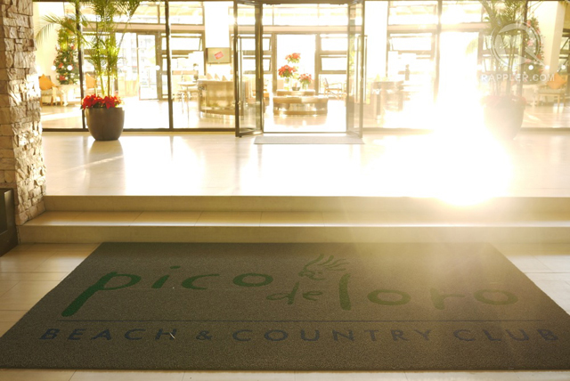 Pico de Loro Beach and Country Club’s breezy, sunlit lobby