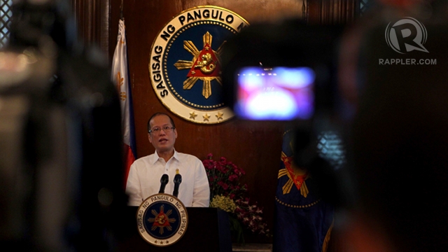 DOWNHILL: President Benigno Aquino III is getting a hit in the media like he has never seen before. Malacañang file photo