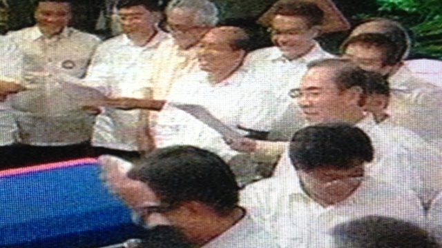 CABINET'S MEN. The Cabinet comes in full force in a tribute to the late Jesse Robredo. Screen grab from Malacañang feed