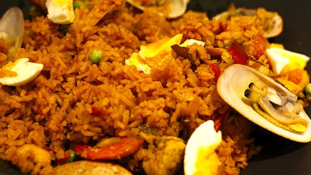 PAELLA VALENCIANA