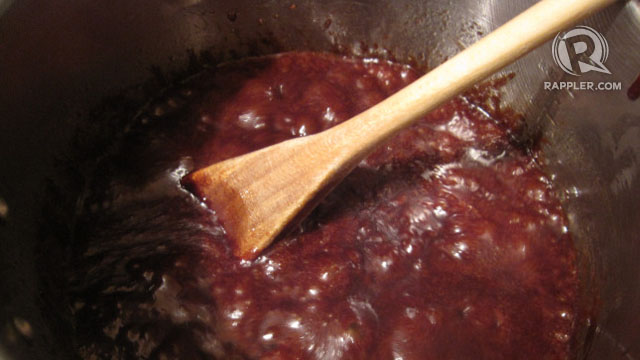 Savor the aroma of boiling chocolate!