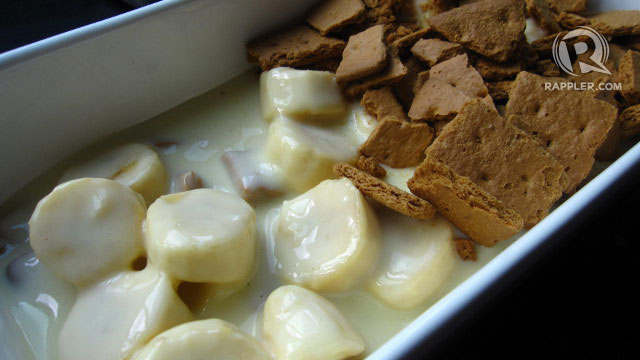 Thick layers of crushed graham make your pudding extra chewy
