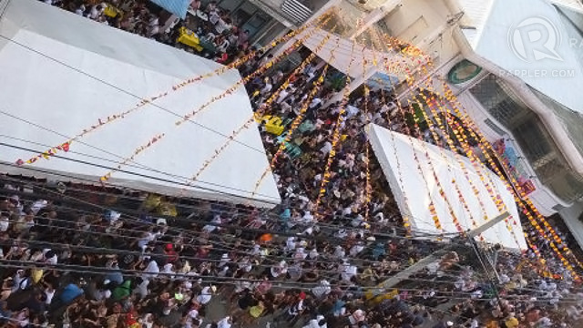 PACKED STREETS. Crowds of thousands rushed to Baseline, an events place where Sinulog parties are usually held