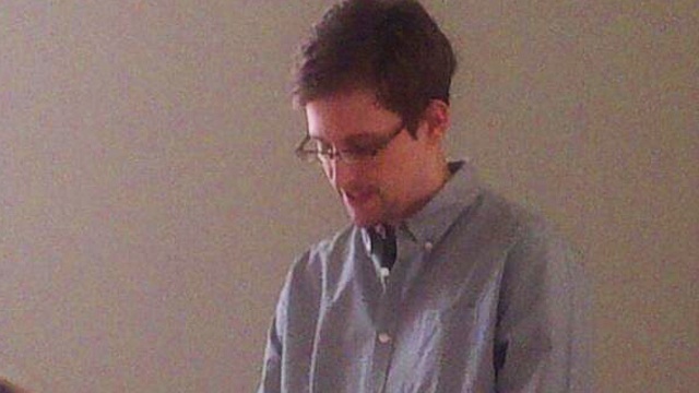 REUNITED WITH FATHER. Edward Snowden held an "emotional" meeting with his father for the first time since the whistleblower took refuge in Russia to escape US justice, a report said on Friday. He is shown here at the Sheremetyevo airport in July 2013 in this file photo from a Human Rights Watch handout
