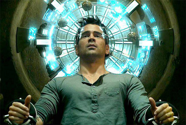MOMENT OF TRUTH. Quaid rediscovers life as Carl Hauser on the Red Planet. Photo from the 'Total Recall' (2012) Facebook page