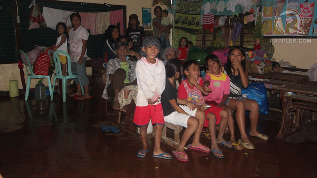CRAMPED. Dozens of homeless residents must make do in crowded schools and other buildings still standing. Photo by Karlos Manlupig
