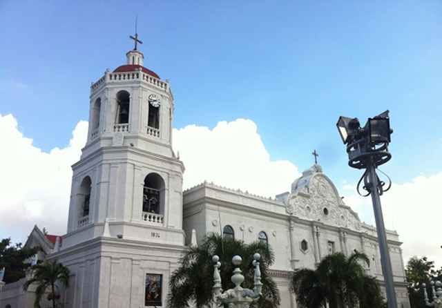 ‘PRO-LIFE CAPITAL.’ Anti-RH Catholics in Cebu label the province as the “pro-life capital of the Philippines.” Photo of the Cebu Cathedral by Rappler/Ayee Macaraig 