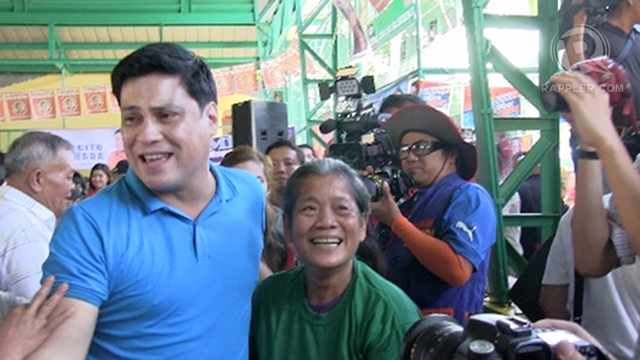NANAY-KISSING. Resigned Sen Juan Miguel Zubiri says he is getting used to being mobbed and kissed by elderly women on the campaign trail. Zubiri is welcomed into UNA's sortie in Dasmariñas, Cavite. 