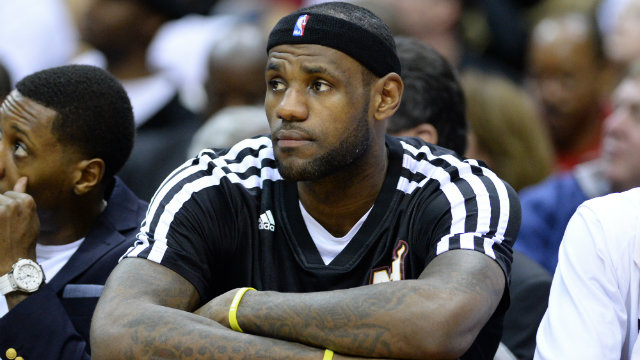 LeBron James expects to make masked return Thursday